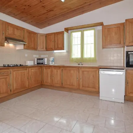 Stunning In With Kitchenette